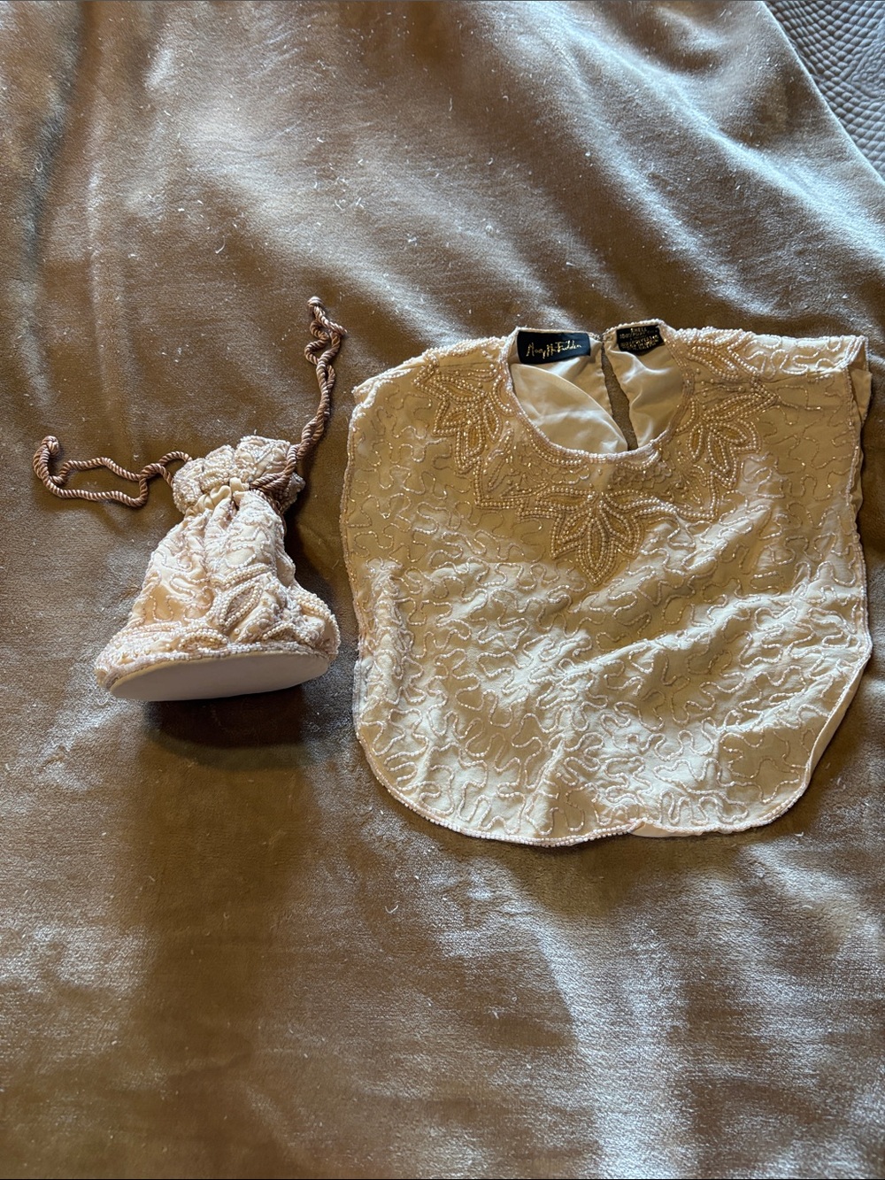 Cream Beaded Drawstring Wristlet Pouch